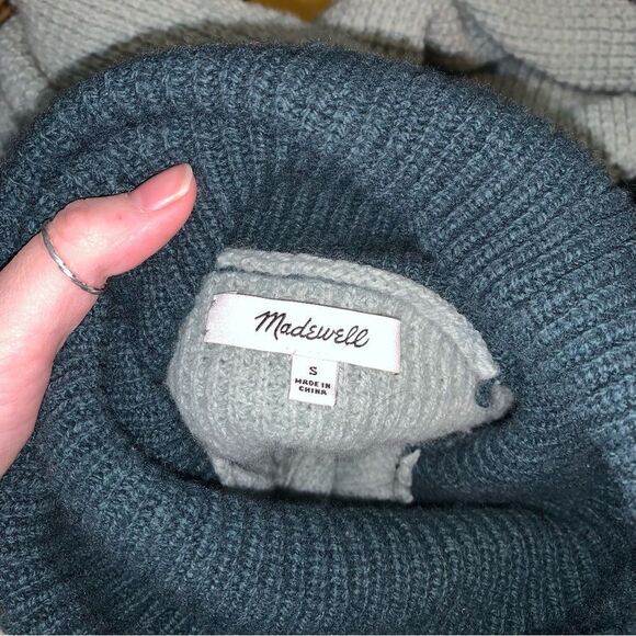 MADEWELL Turtleneck Sweat Small - Picture 2 of 3